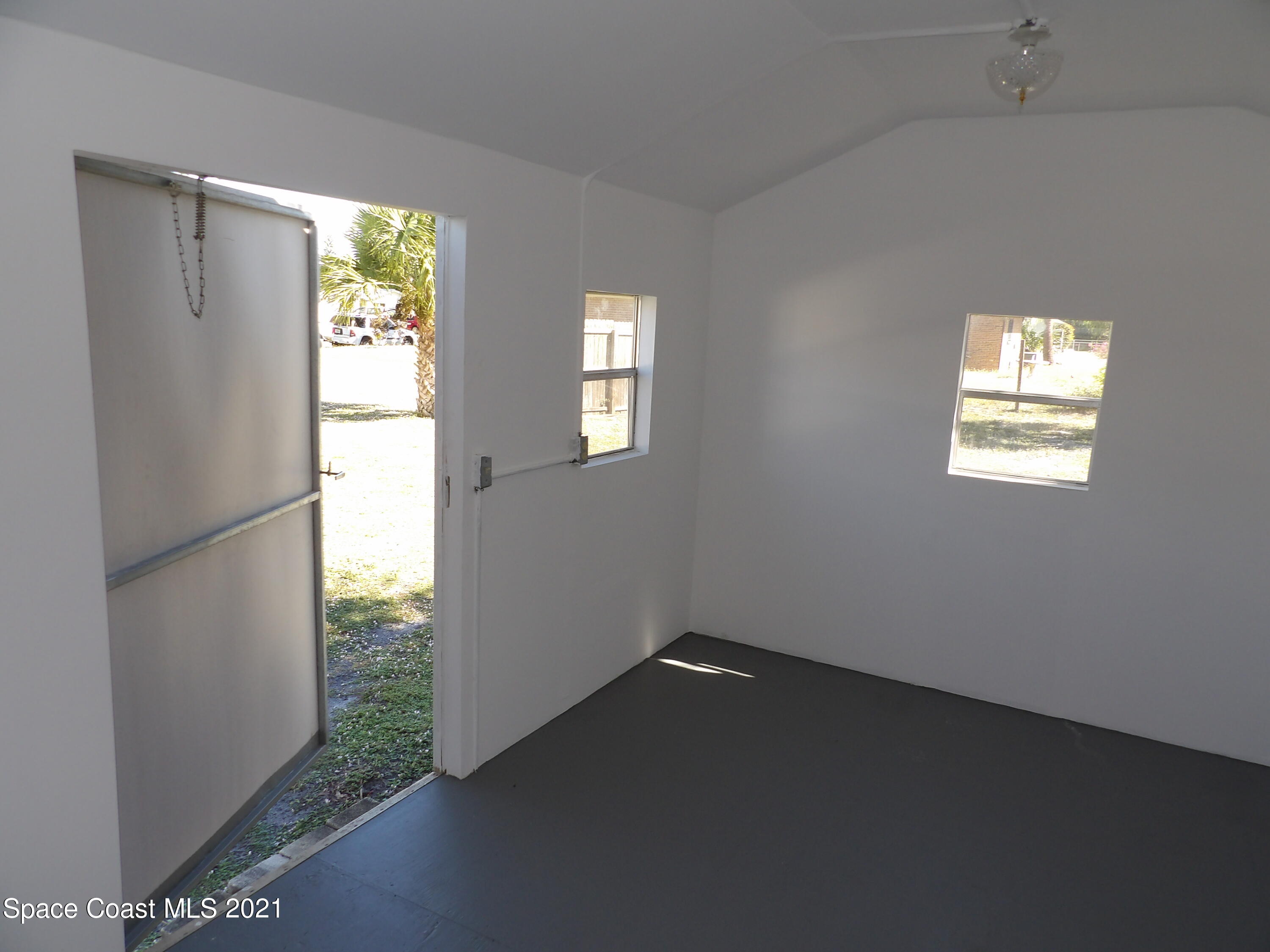2826 Kosuth Road Northeast Palm Bay, FL 32905 - Photo 77 of 128 105_0076