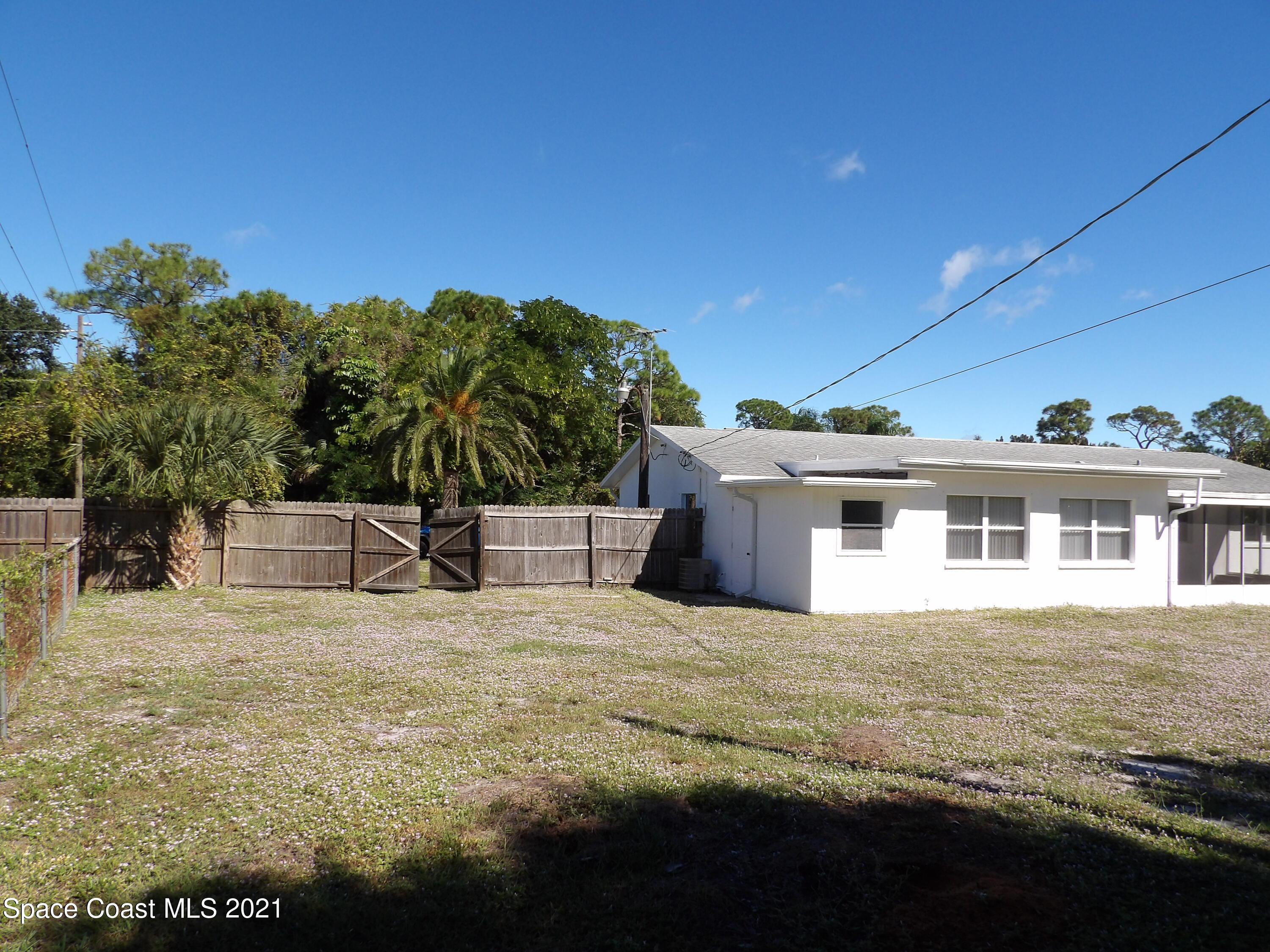 2826 Kosuth Road Northeast Palm Bay, FL 32905 - Photo 83 of 128 105_0082