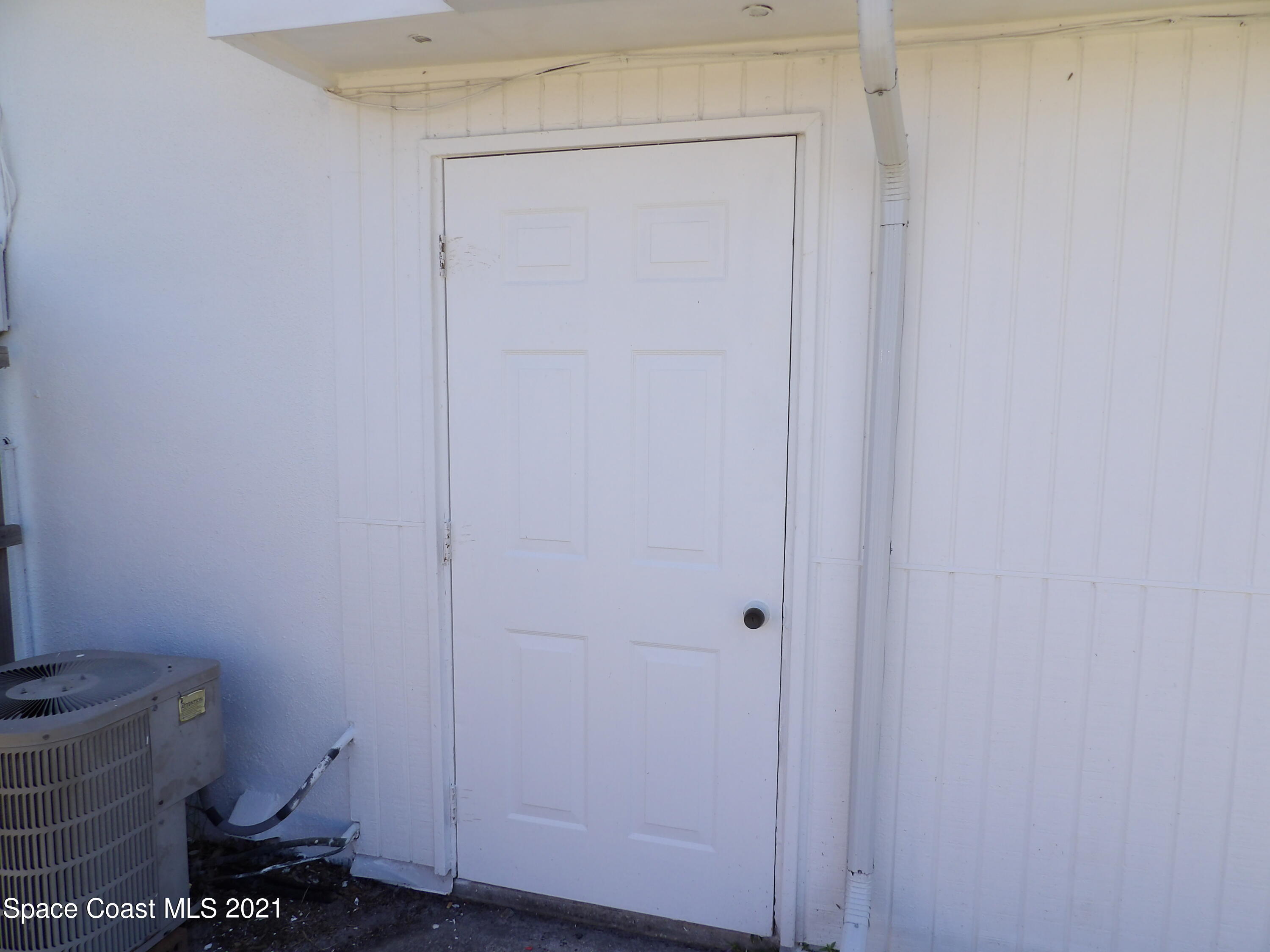 2826 Kosuth Road Northeast Palm Bay, FL 32905 - Photo 91 of 128 105_0090