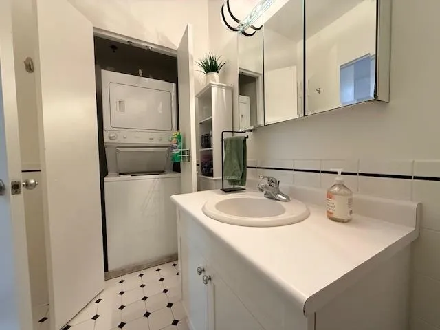 $3,900 | 1500 Washington Street, Unit 2H, Hoboken, NJ 07030