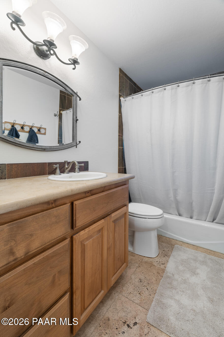 1180 Deerfield Road Prescott, AZ 86303 - Photo 21 of 40 Bathroom 2 - 1180 Deerfield