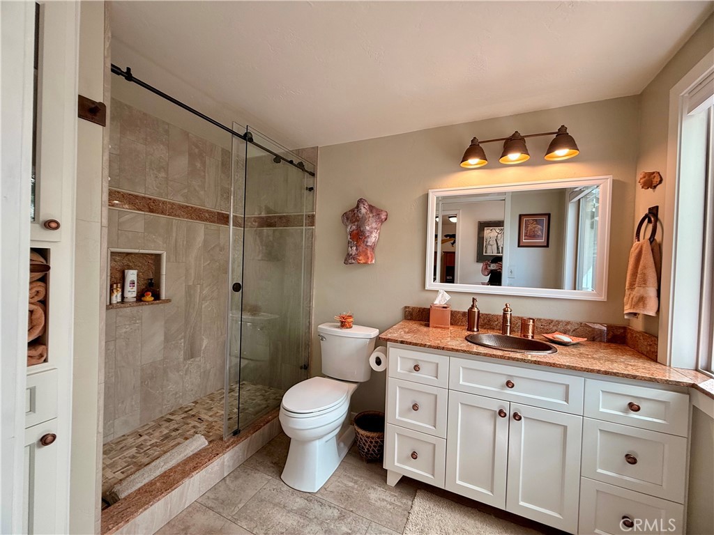 2877 Trower Road Catheys Valley, CA 95306 - Photo 33 of 68 1 Full bath near office