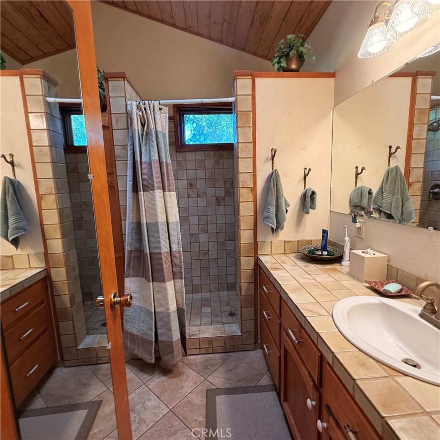 2877 Trower Road Catheys Valley, CA 95306 - Photo 49 of 68 Master bath