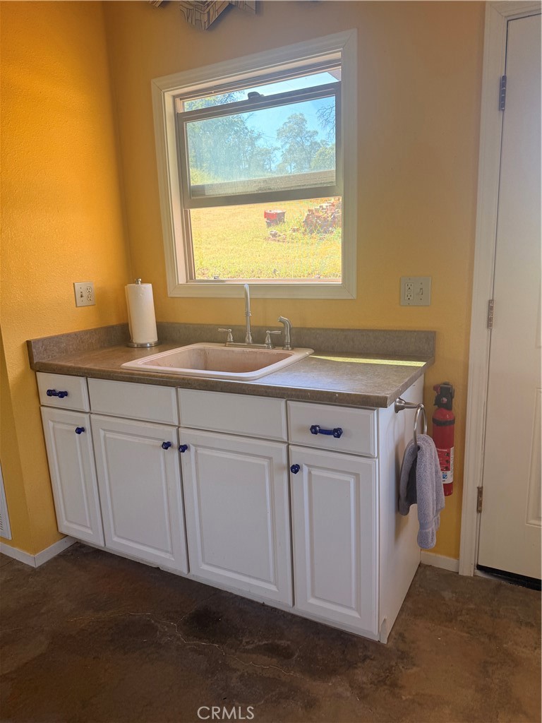 2877 Trower Road Catheys Valley, CA 95306 - Photo 62 of 68 Extra sink