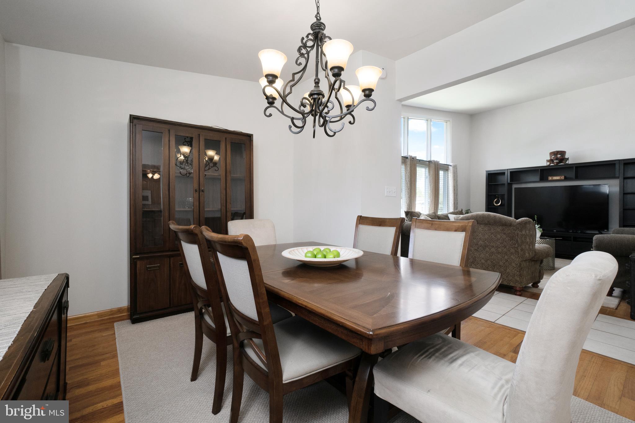 8125 Scotts Level Road Baltimore, MD 21208 - Photo 9 of 41