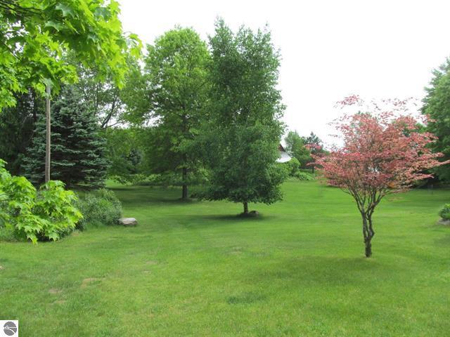 21539 22 Mile Road Tustin, MI 49688 - Photo 38 of 44 Gallery Image 38