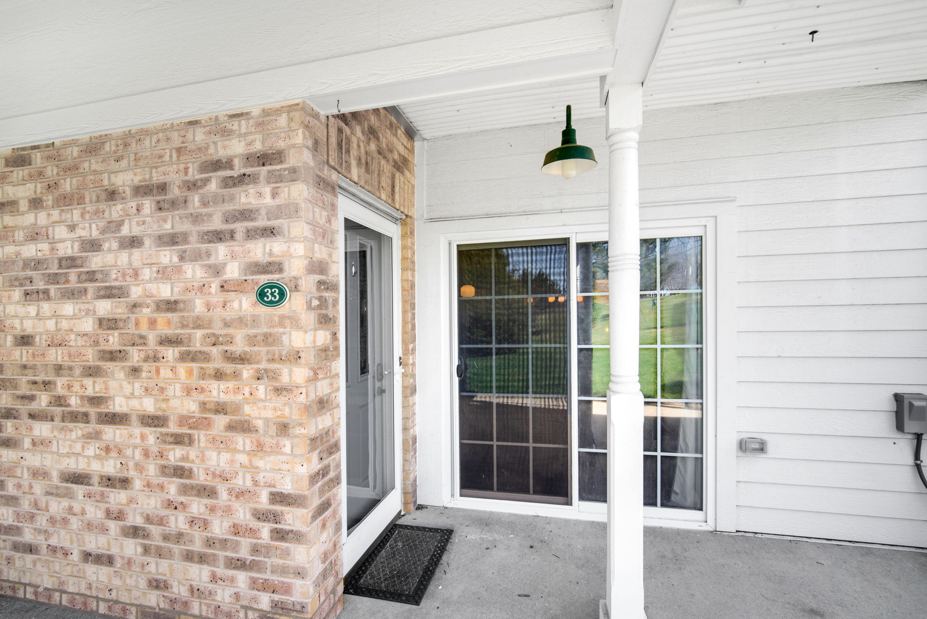 2720 Northview Road, Unit 33 Waukesha, WI 53188 - Photo 2 of 25 Entry