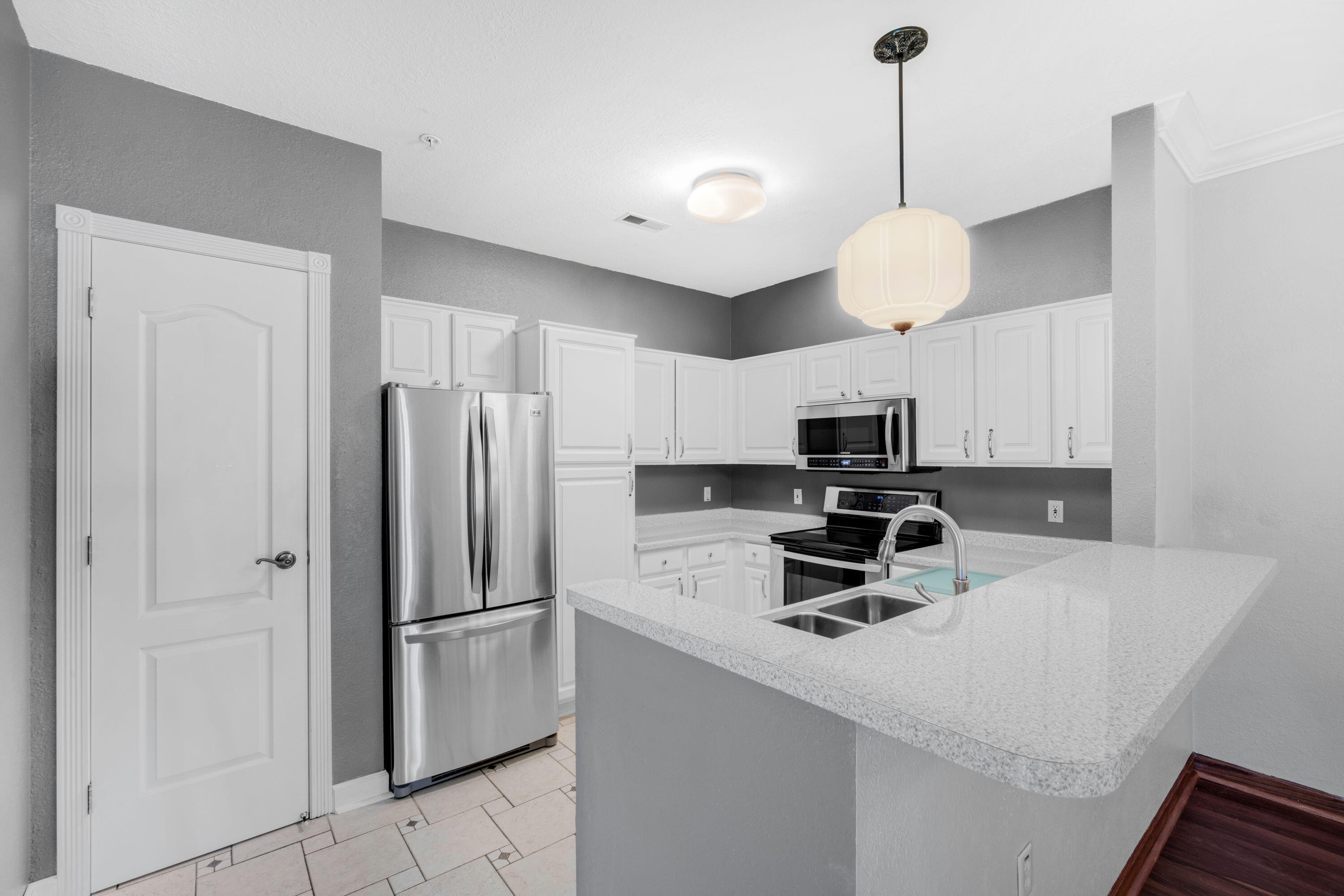 2720 Northview Road, Unit 33 Waukesha, WI 53188 - Photo 9 of 25 Kitchen 1