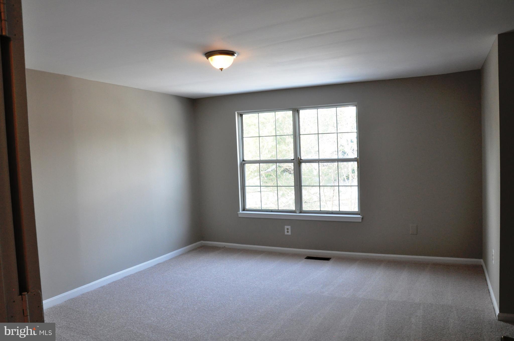 15122 Callohan Court Silver Spring, MD 20906 - Photo 15 of 29 Big master bedroom.