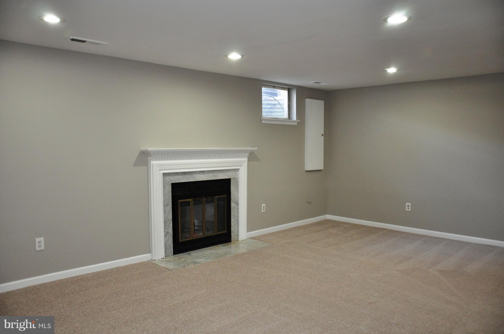 15122 Callohan Court Silver Spring, MD 20906 - Photo 23 of 29 Plenty of recessed lighting throughout home.