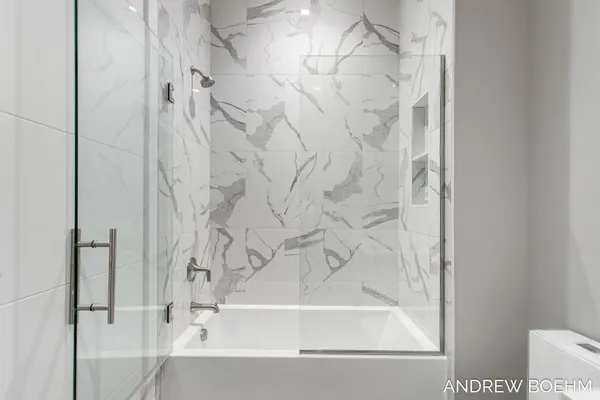 $949,900 | 159 South River Avenue, Unit 404, Holland, MI 49423