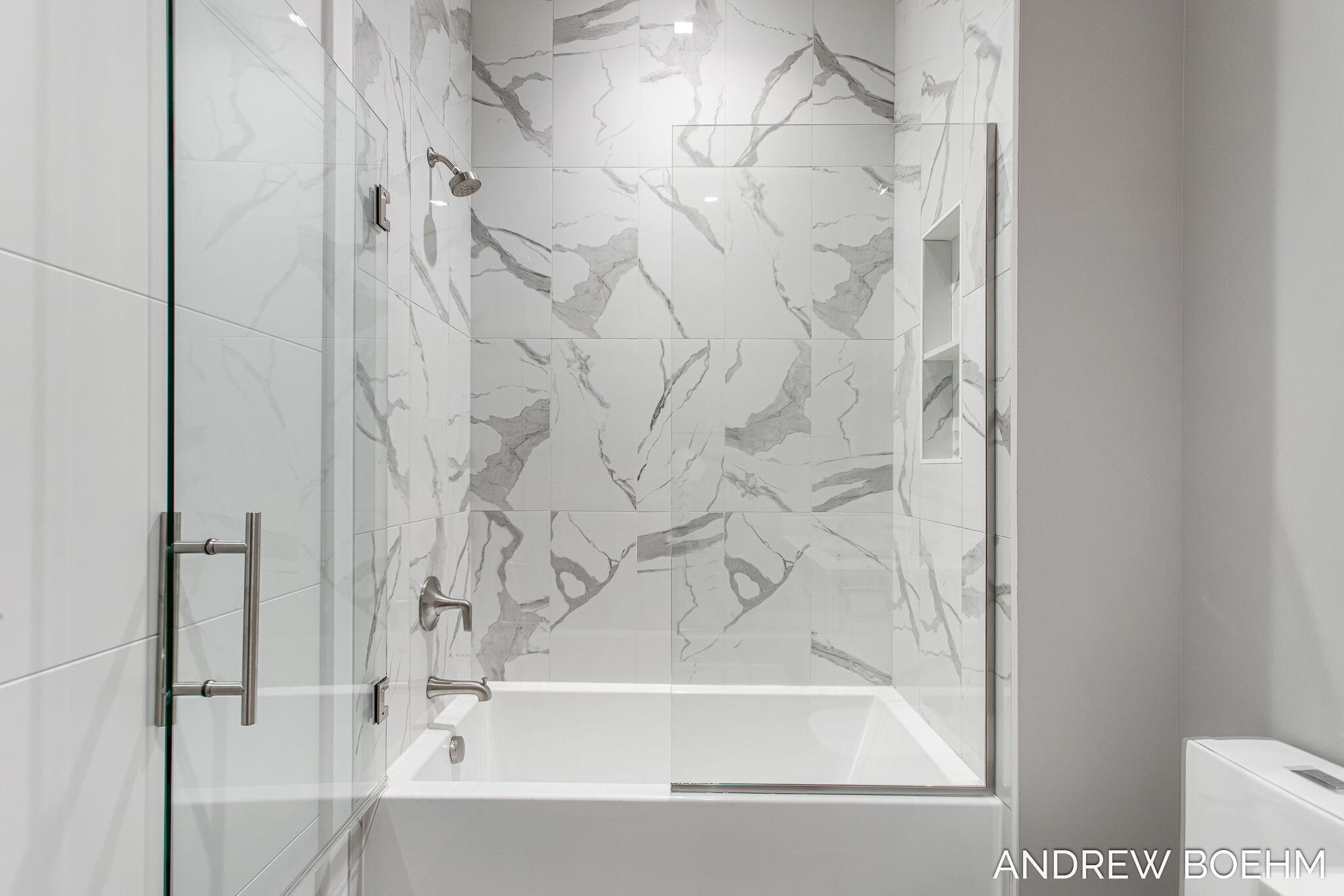 159 South River Avenue, Unit 404 Holland, MI 49423 - Photo 20 of 35 25-web-or-mls-159-s-river-ave-unit-506