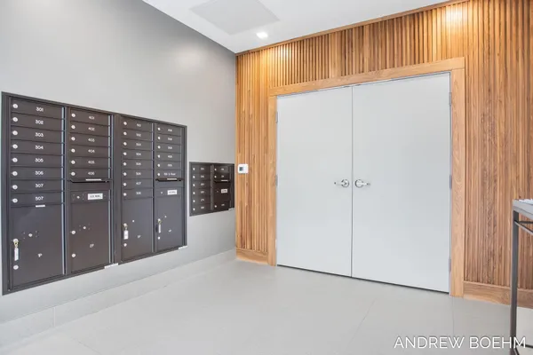 $949,900 | 159 South River Avenue, Unit 404, Holland, MI 49423