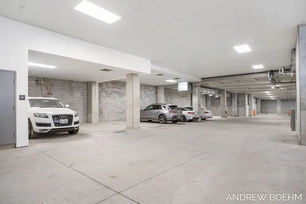 $949,900 | 159 South River Avenue, Unit 404, Holland, MI 49423