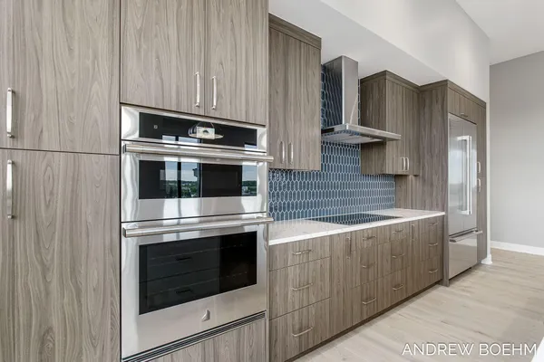 $949,900 | 159 South River Avenue, Unit 404, Holland, MI 49423