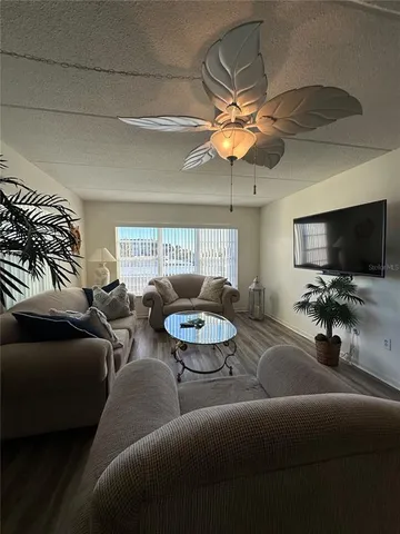 $2,500 | 3806 Gulf Of Mexico Drive, Unit C202, Longboat Key, FL 34228