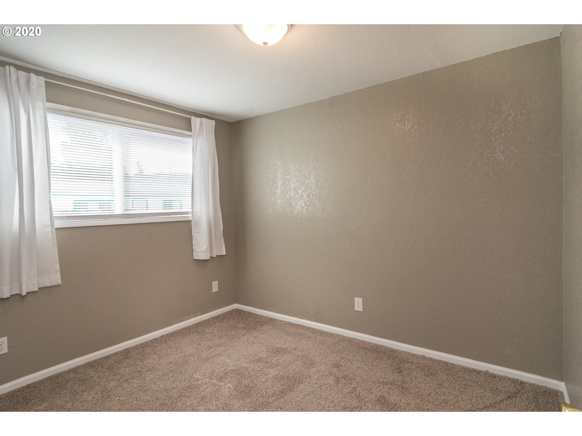 151 South Comstock Road Sutherlin, OR 97479 - Photo 25 of 32 Gallery Image 25