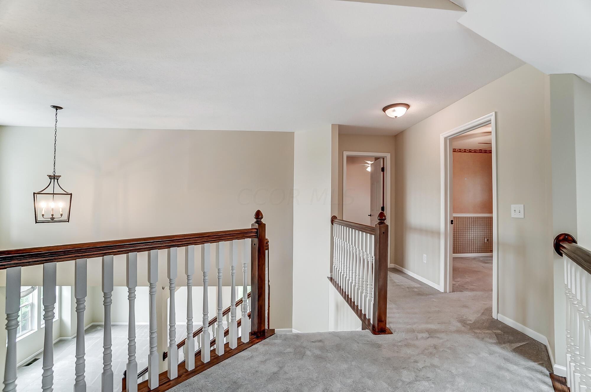 7440 Rolling Ridge Way Westerville, OH 43082 - Photo 39 of 85 Upstairs