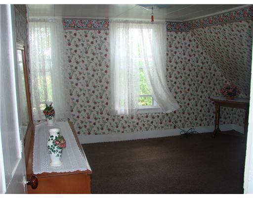 363 Main Street Readfield, ME 04355 - Photo 5 of 8 Bedroom.