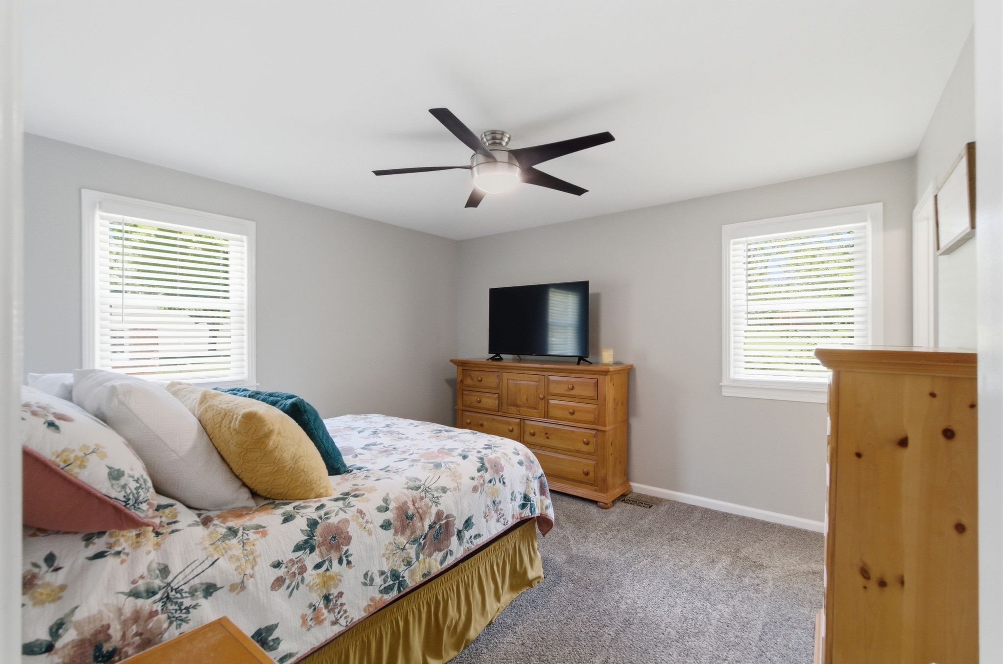 307 South Hummingbird Lane Dickson, TN 37055 - Photo 24 of 35