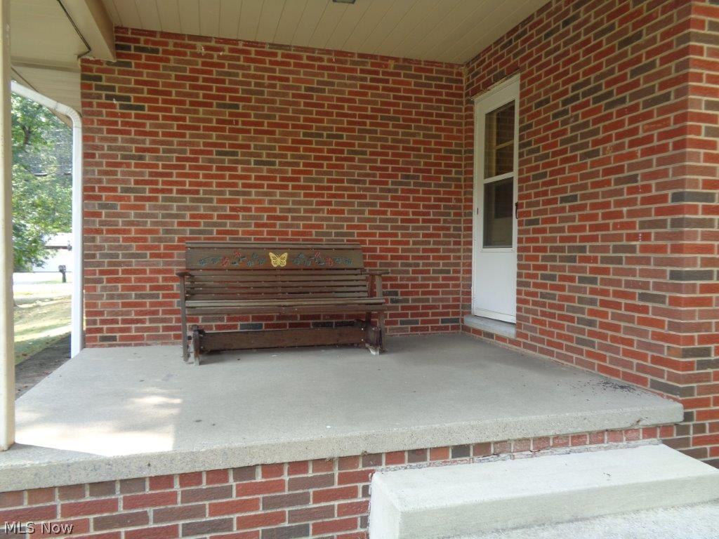 548 Spring Grove Drive Tallmadge, OH 44278 - Photo 2 of 24 Gallery Image 2