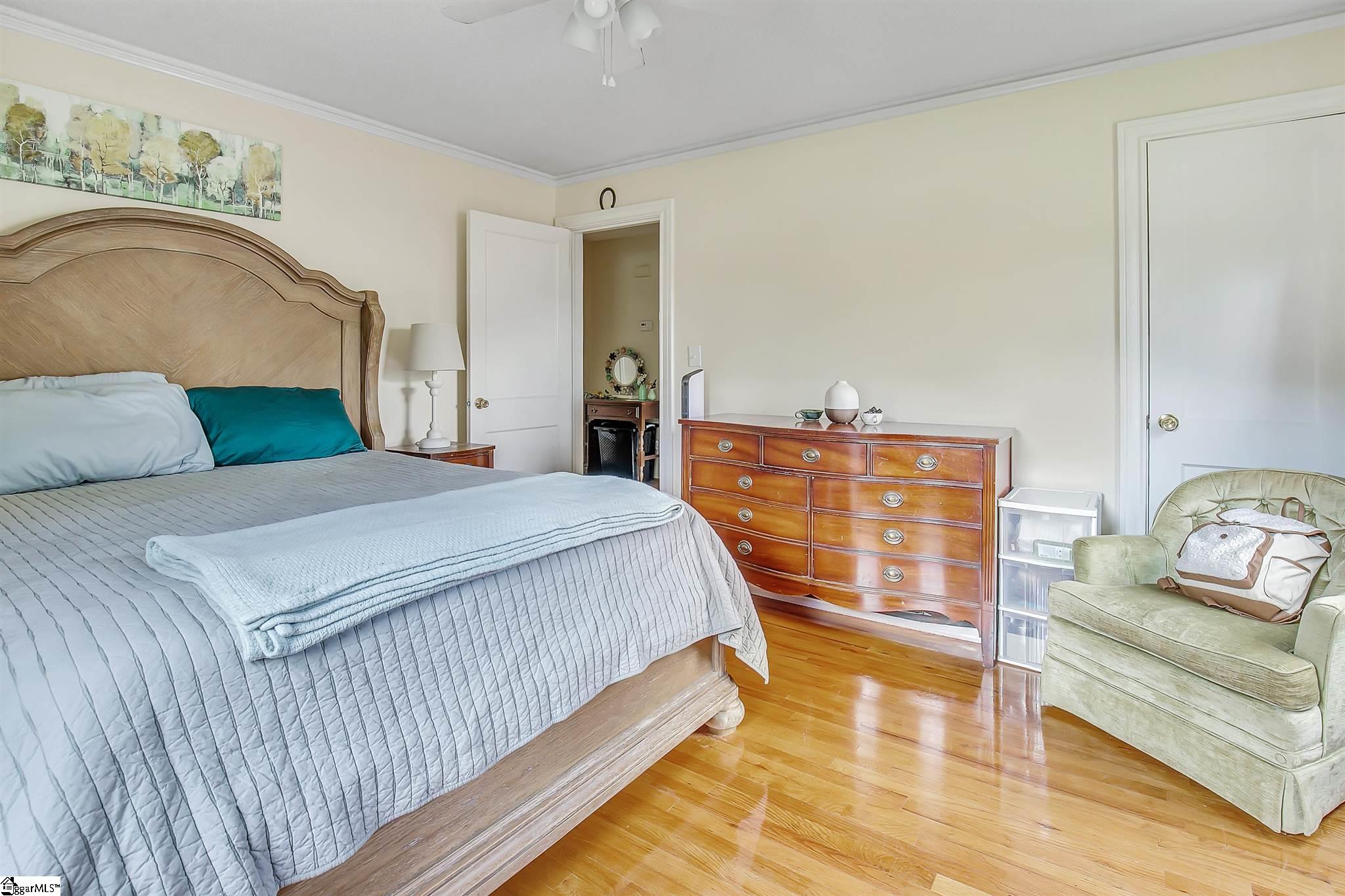 306 Tindal Road Greenville, SC 29617 - Photo 6 of 27 Gallery Image 6