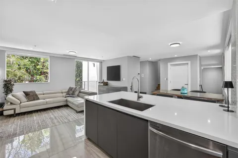 $1,295,000 | 700 Northeast 14th Avenue, Unit 311, Fort Lauderdale, FL 33304
