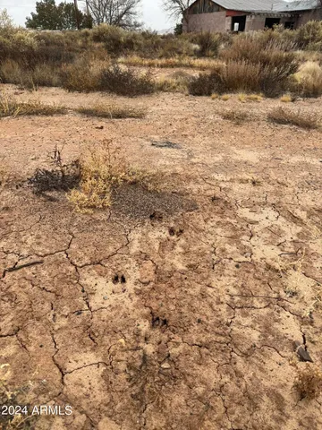 $1,490,000 | 33287 West I-40 Frontage Road, Chambers, AZ 86502