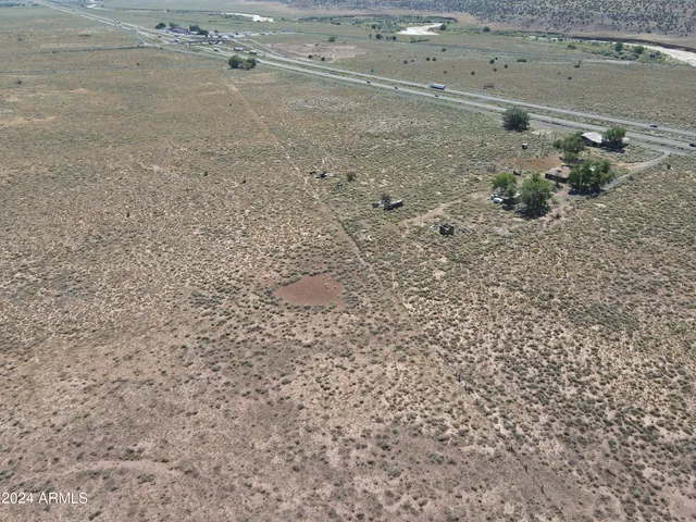$1,490,000 | 33287 West I-40 Frontage Road, Chambers, AZ 86502