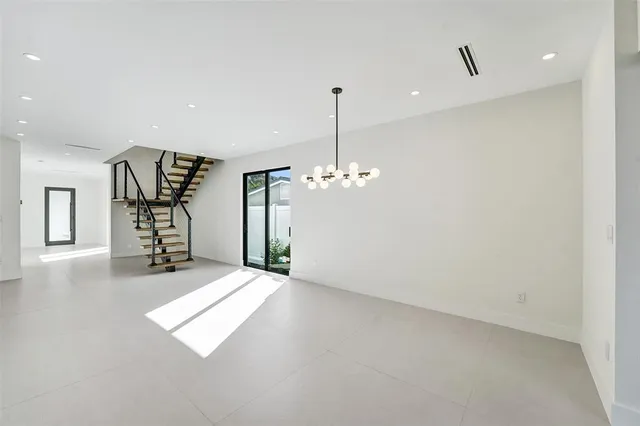 $1,850,000 | 1525 Northeast 15th Avenue, Fort Lauderdale, FL 33304