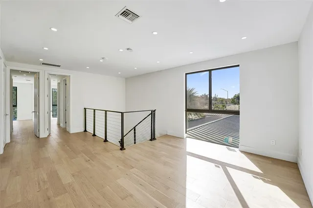 $1,850,000 | 1525 Northeast 15th Avenue, Fort Lauderdale, FL 33304