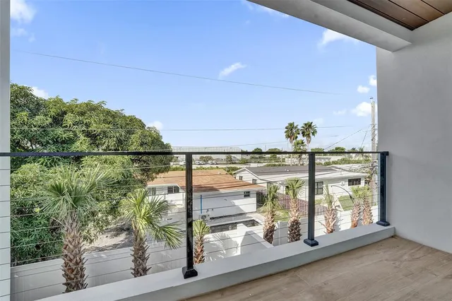 $1,850,000 | 1525 Northeast 15th Avenue, Fort Lauderdale, FL 33304