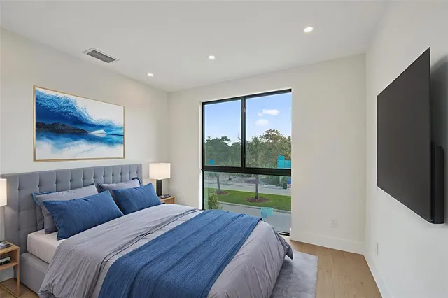 $1,850,000 | 1525 Northeast 15th Avenue, Fort Lauderdale, FL 33304