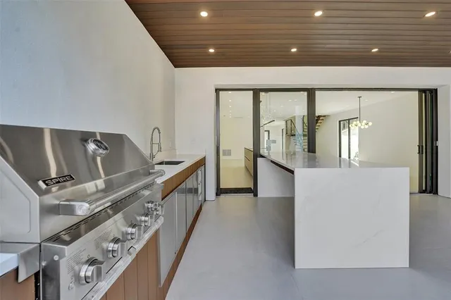 $1,850,000 | 1525 Northeast 15th Avenue, Fort Lauderdale, FL 33304