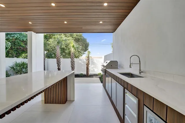 $1,850,000 | 1525 Northeast 15th Avenue, Fort Lauderdale, FL 33304