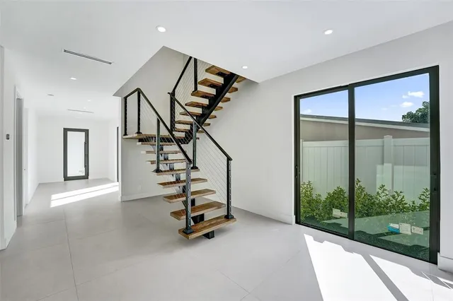 $1,850,000 | 1525 Northeast 15th Avenue, Fort Lauderdale, FL 33304