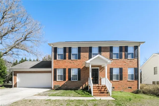 $2,165 | 3505 Bethany Trace, Greensboro, NC 27406