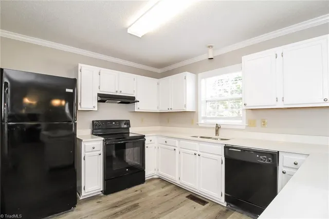 $2,165 | 3505 Bethany Trace, Greensboro, NC 27406