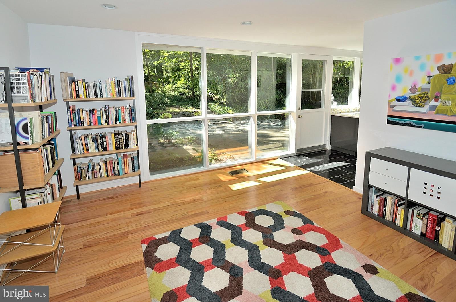 7216 Stafford Road Alexandria, VA 22307 - Photo 11 of 26 Living Room