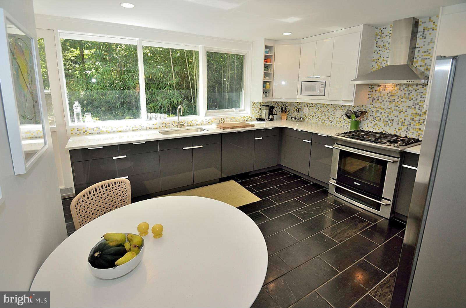 7216 Stafford Road Alexandria, VA 22307 - Photo 13 of 26 Kitchen
