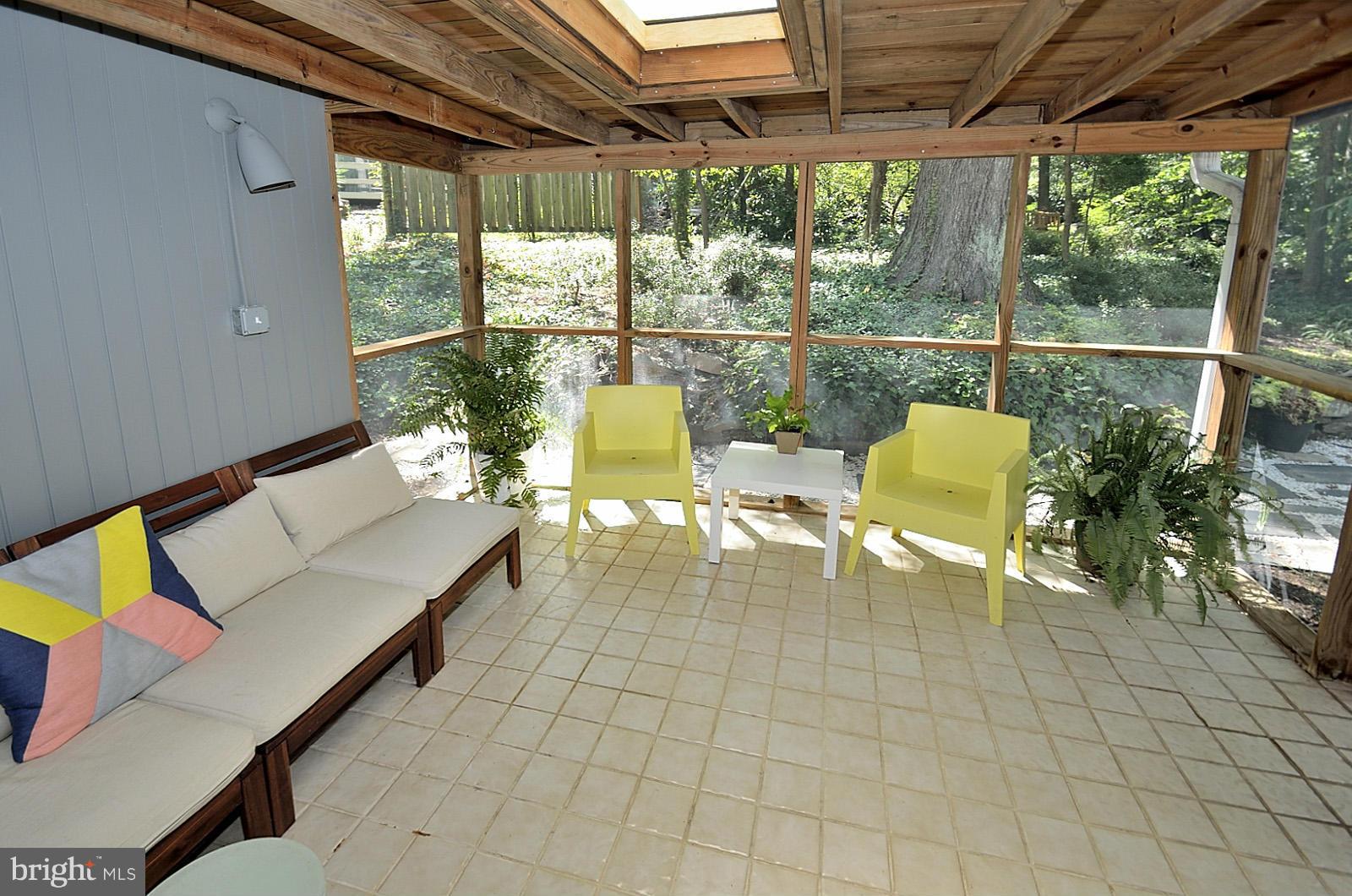 7216 Stafford Road Alexandria, VA 22307 - Photo 20 of 26 Screened Porch