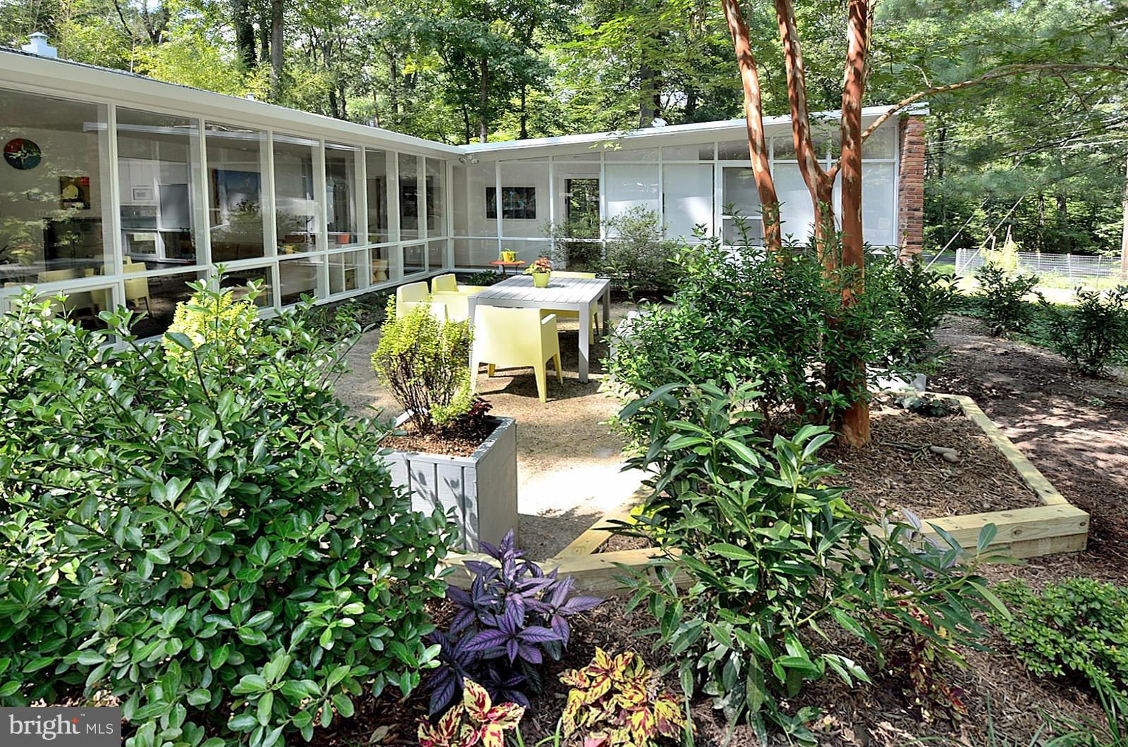7216 Stafford Road Alexandria, VA 22307 - Photo 23 of 26 Patio