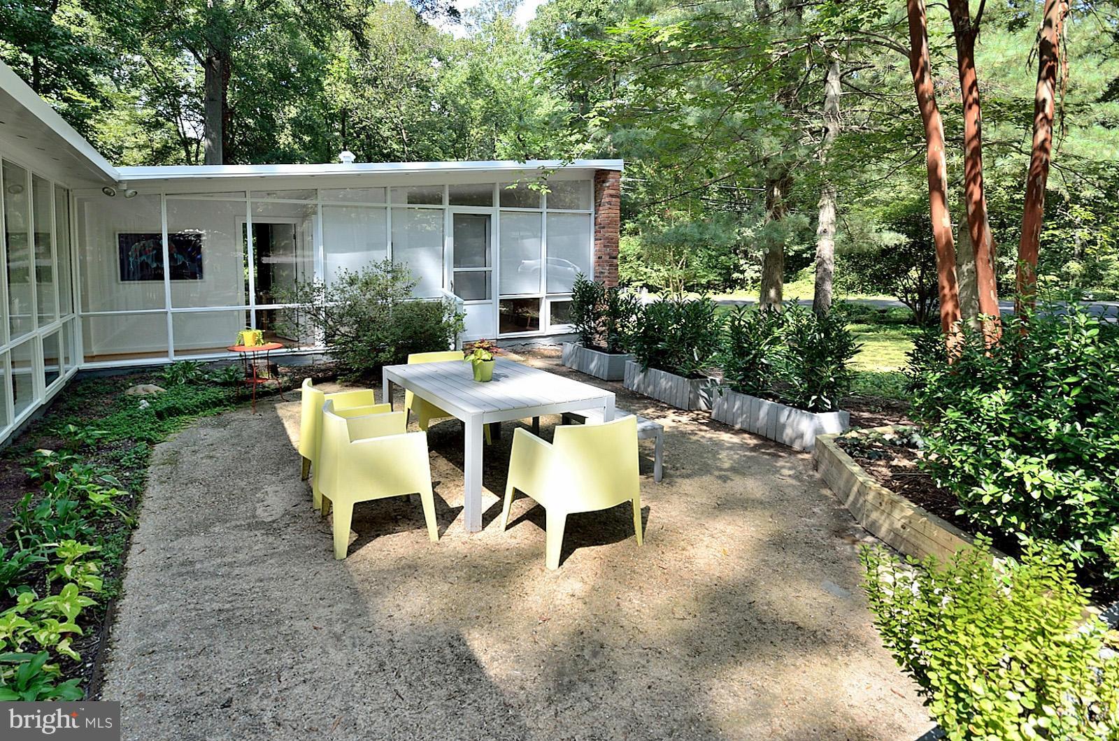 7216 Stafford Road Alexandria, VA 22307 - Photo 24 of 26 Patio