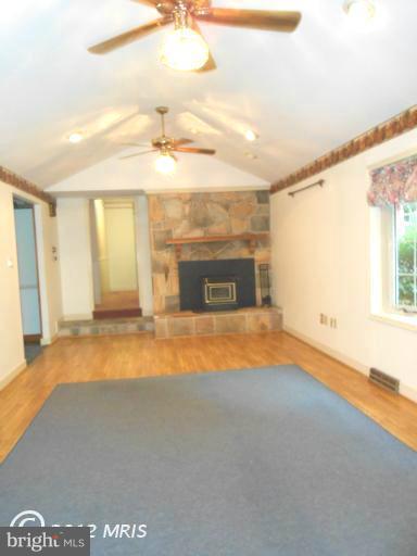 113 Clark Patton Road Fredericksburg, VA 22406 - Photo 14 of 16 Family Room