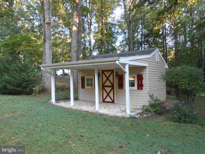 113 Clark Patton Road Fredericksburg, VA 22406 - Photo 5 of 16 Exterior (General)