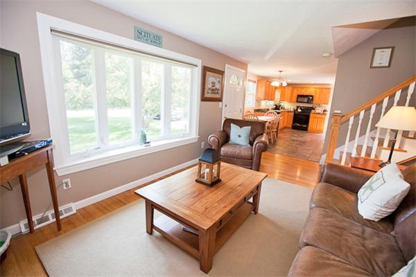 161 Lawson Road Scituate, MA 02066 - Photo 3 of 15 Gallery Image 3