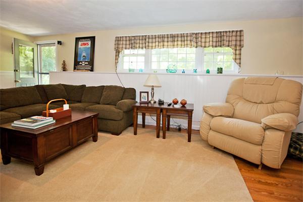 161 Lawson Road Scituate, MA 02066 - Photo 7 of 15 Gallery Image 7