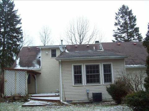 7841 Wiseman Road Lambertville, MI 48144 - Photo 15 of 18 20345590-14.JPG
