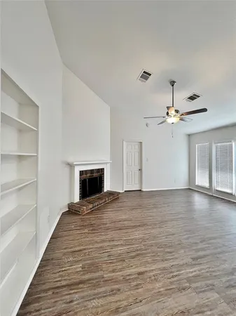 $2,295 | 1028 Whitewater Trail, DeSoto, TX 75115