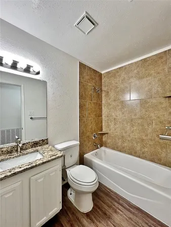 $2,295 | 1028 Whitewater Trail, DeSoto, TX 75115